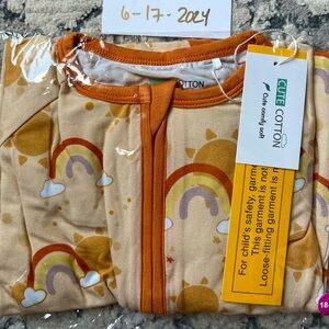 Cute Cotton Rainbows Bamboo Footie